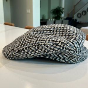 100% Wool Cuffley Cap plaid. Vintage